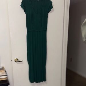 Old Navy Deep Green V-Neck Short Sleeve Maxi Dress